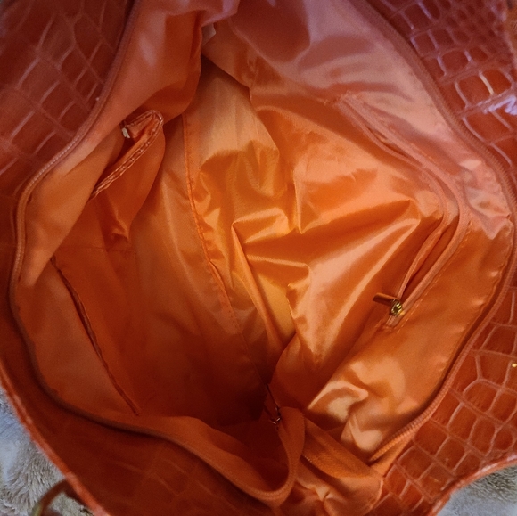 🦇2/$15- G-style purse- Coral - Picture 9 of 9